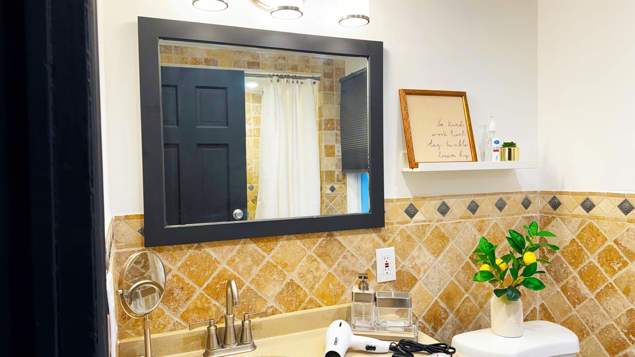 Photo of Others in Roosevelt