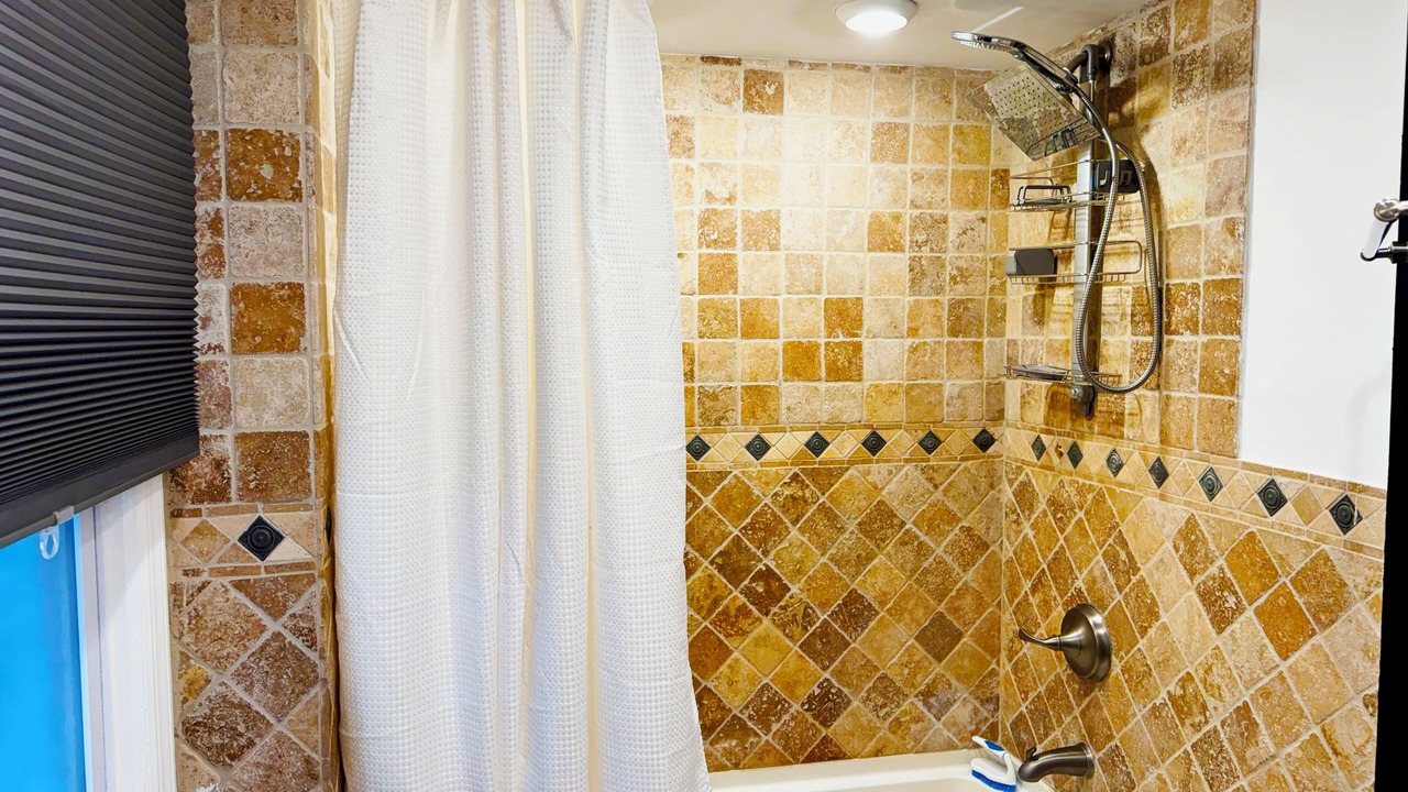 Photo of Others in Roosevelt