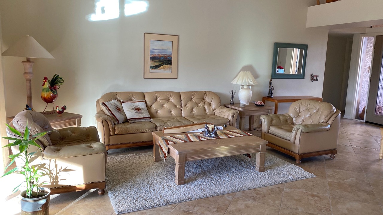 Photo of Livingroom in Saddlebrooke