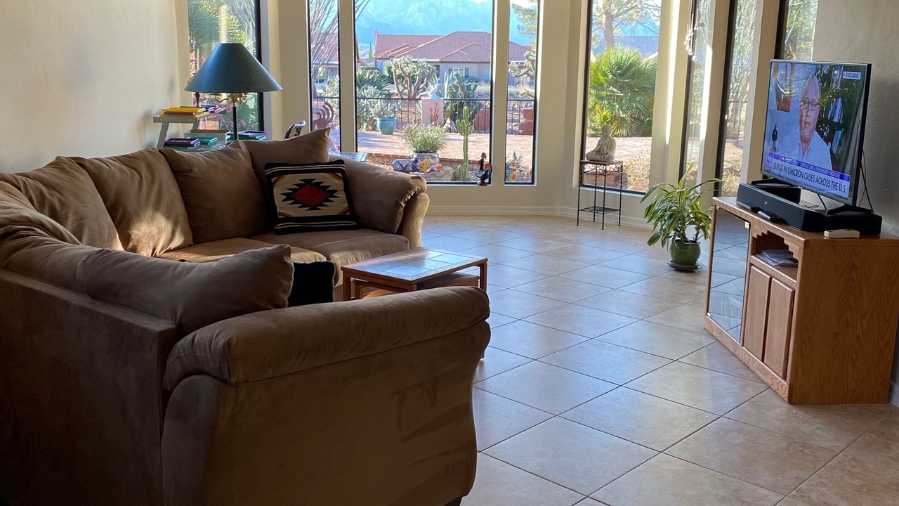 Photo of Livingroom in Saddlebrooke