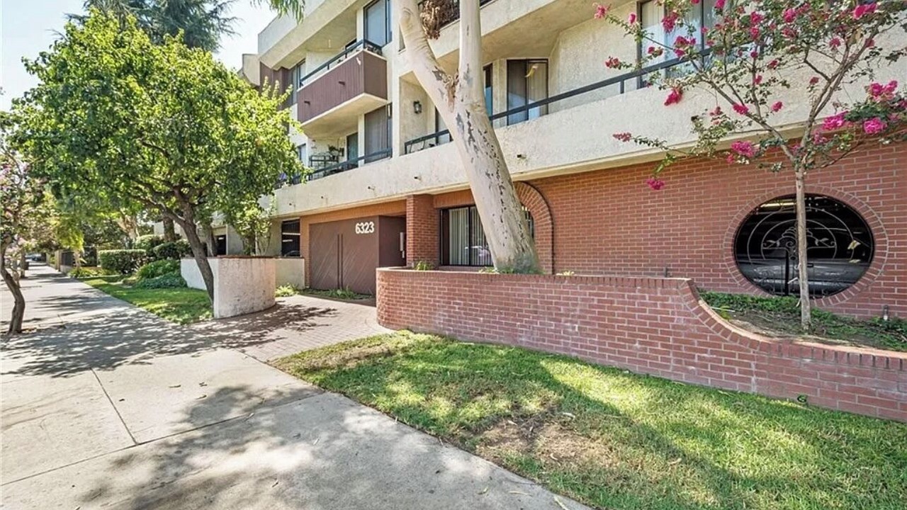 Photo of Outdoor in Reseda