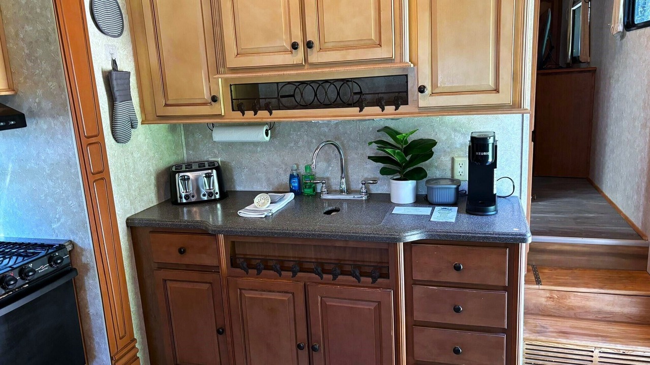 Photo of Kitchen in Cave Junction