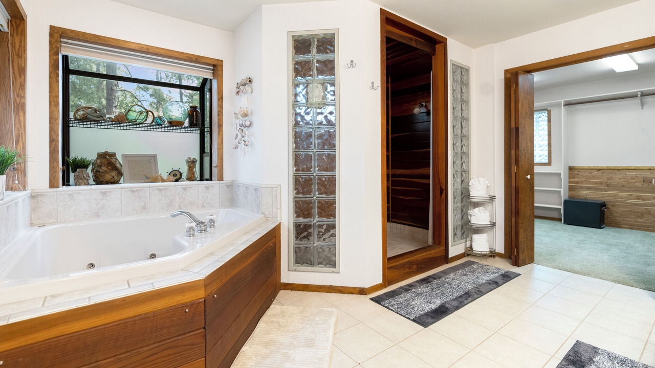 Photo of Bathroom in Flagstaff