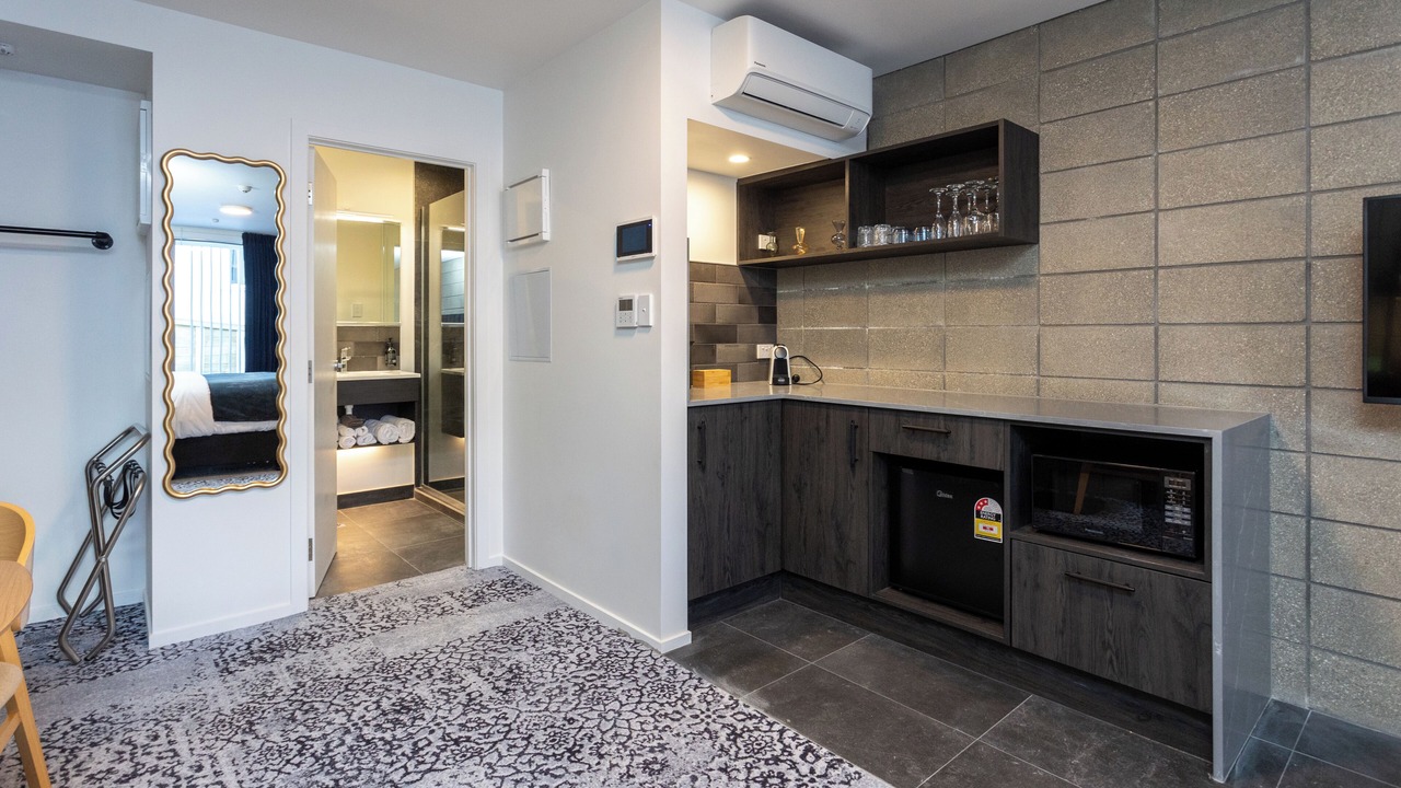 Photo of Others in Ponsonby