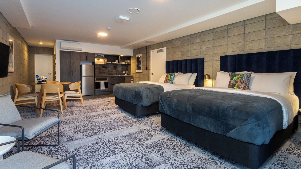 Photo of Others in Ponsonby