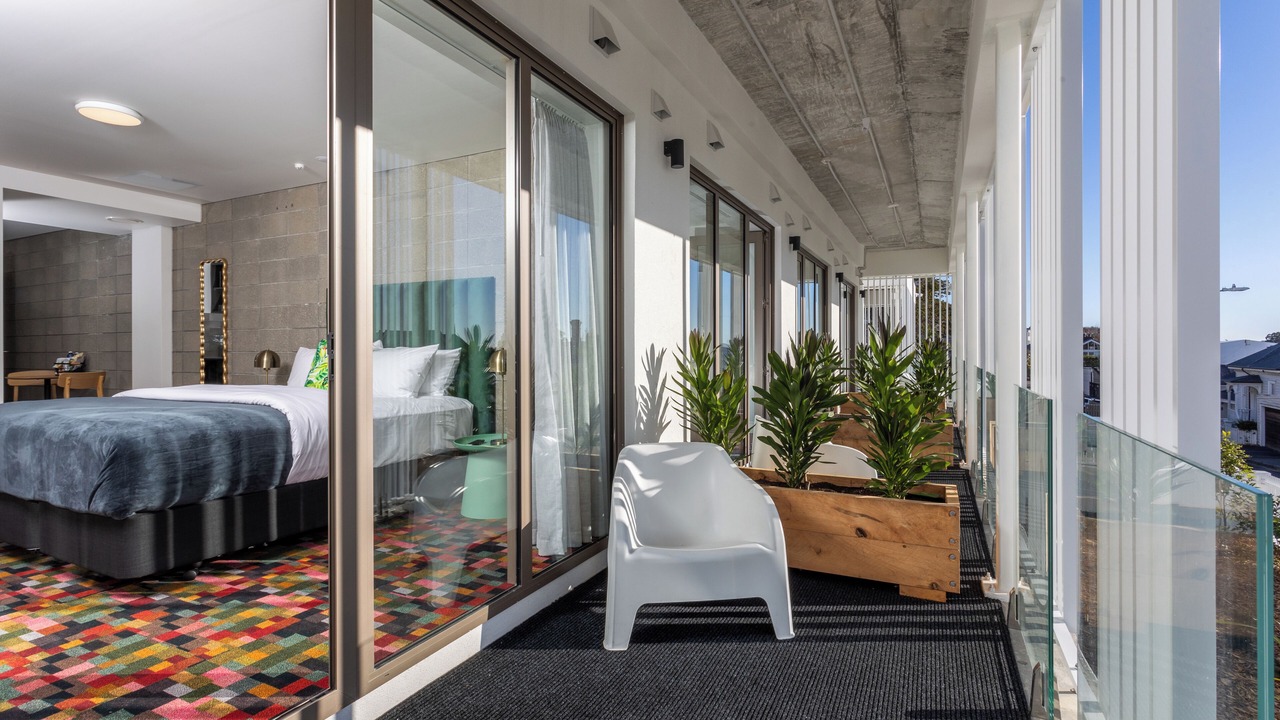 Photo of Others in Ponsonby