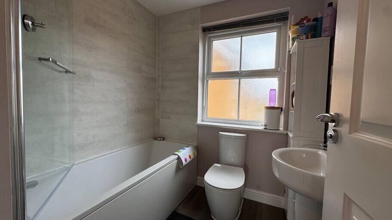 Photo of Bathroom in Newport Pagnell