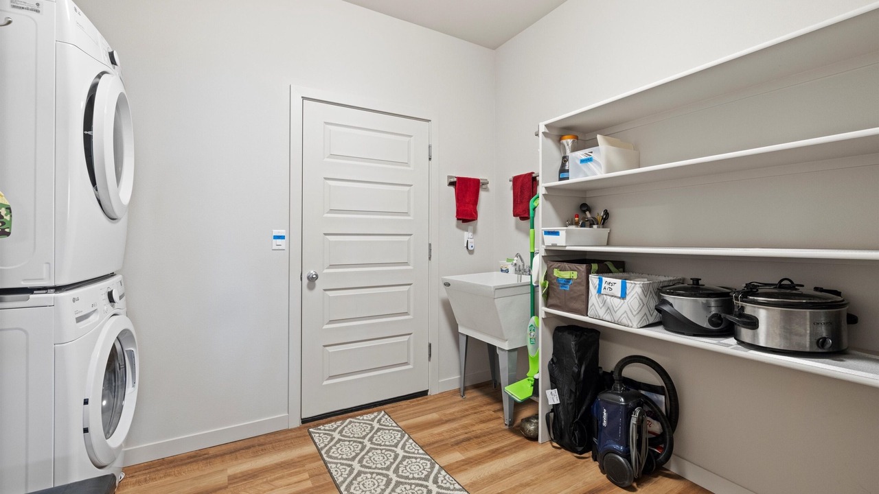 Photo of Others in Benton City