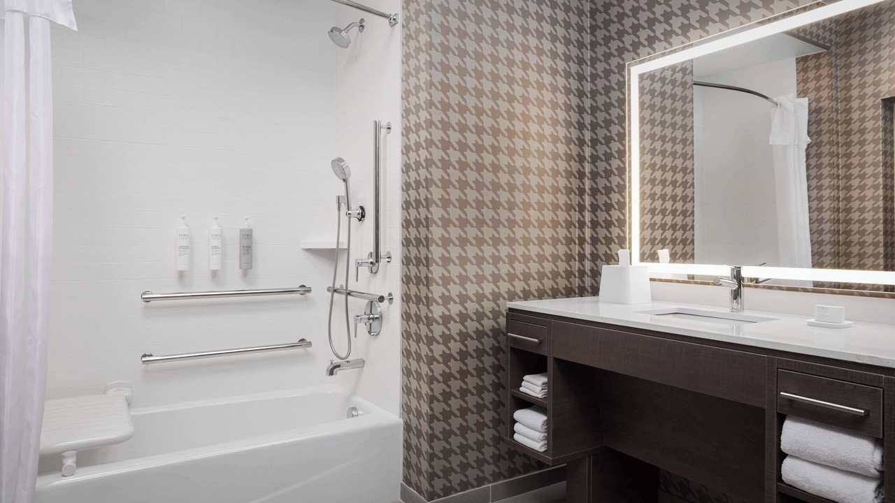 Photo of Bathroom in Bonanza