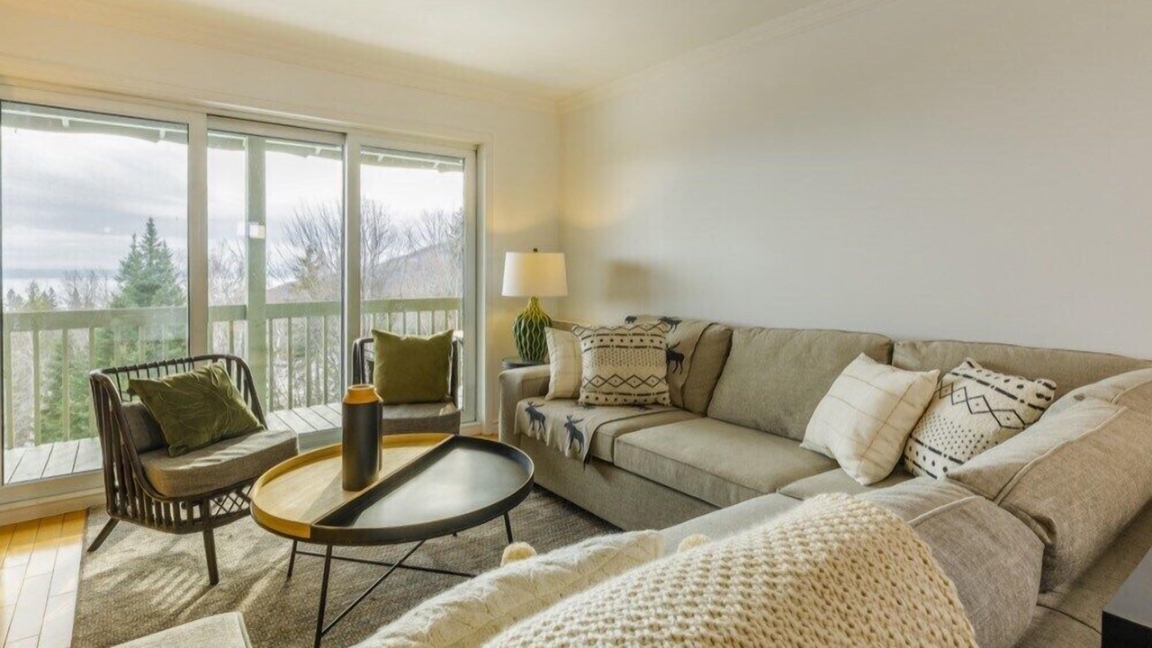 Photo of Livingroom in Petite-Riviere-Saint-Francois