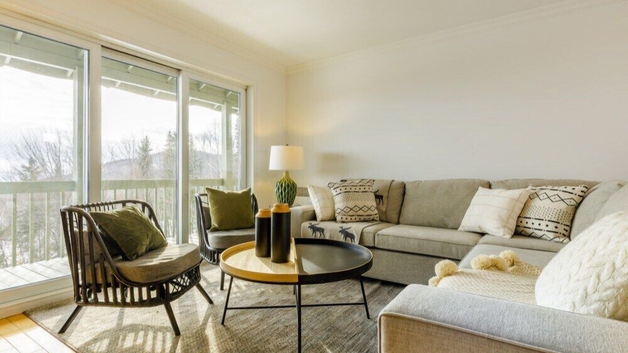 Photo of Livingroom in Petite-Riviere-Saint-Francois
