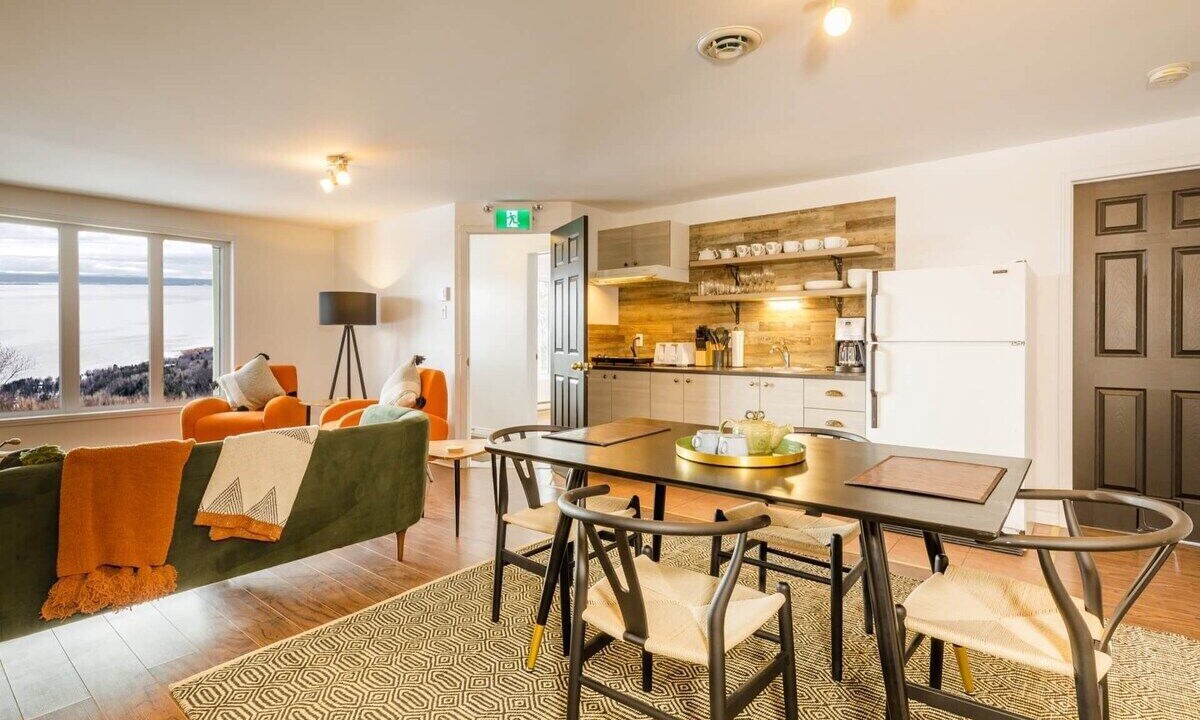 Photo of Kitchen in Petite-Riviere-Saint-Francois