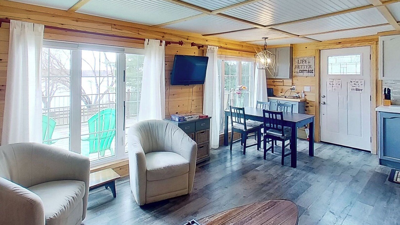 Photo of Livingroom in Dysart et al