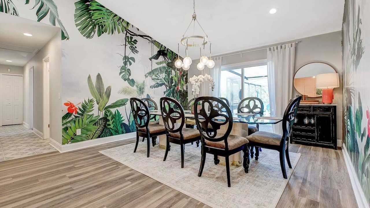 Photo of Others in Bloomingdale