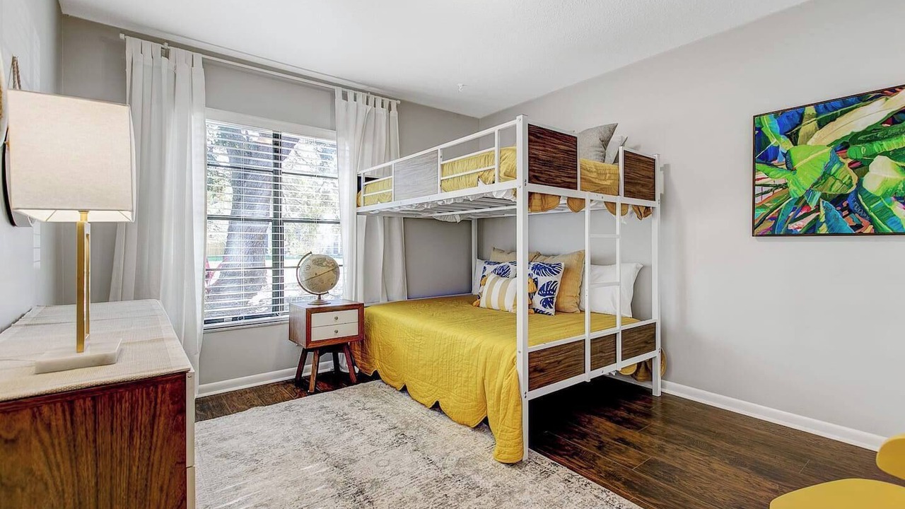 Photo of Others in Bloomingdale