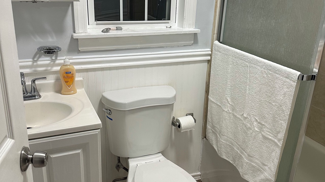 Photo of Bathroom in Irvington