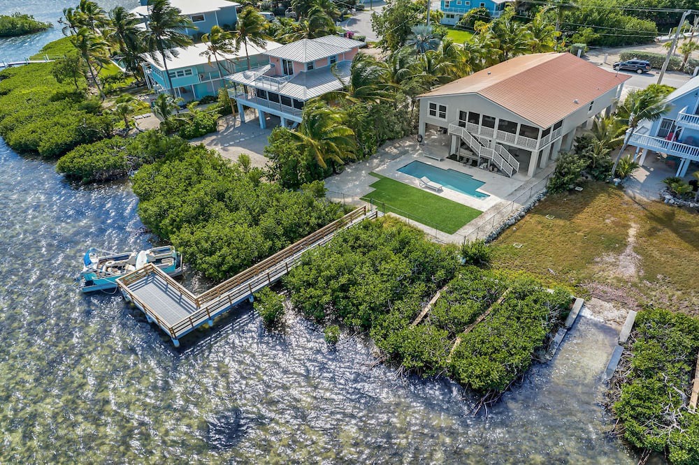 Photo of Outdoor in Breezeswept Beach Estates
