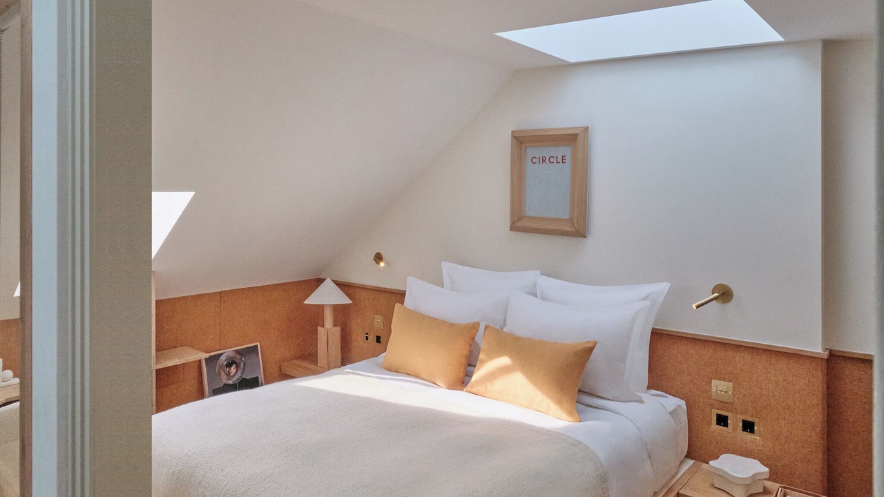 Photo of Bedroom in Clignancourt