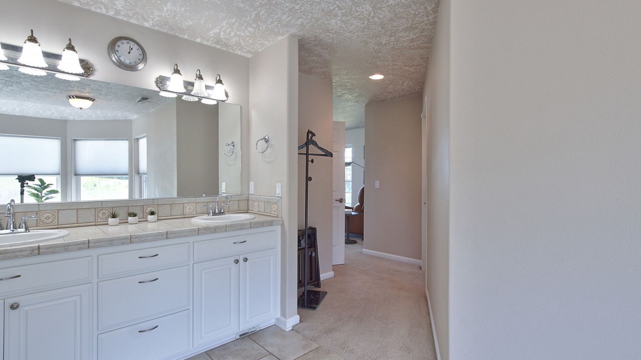 Photo of Others in Salem