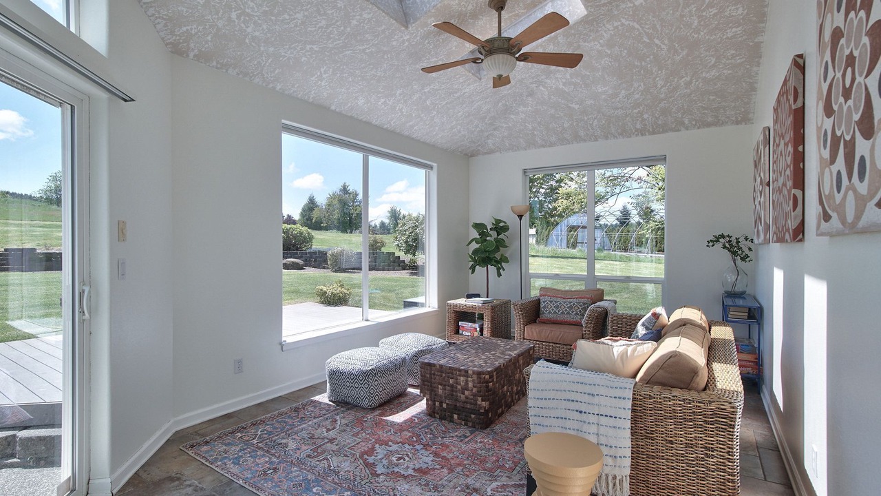 Photo of Others in Salem