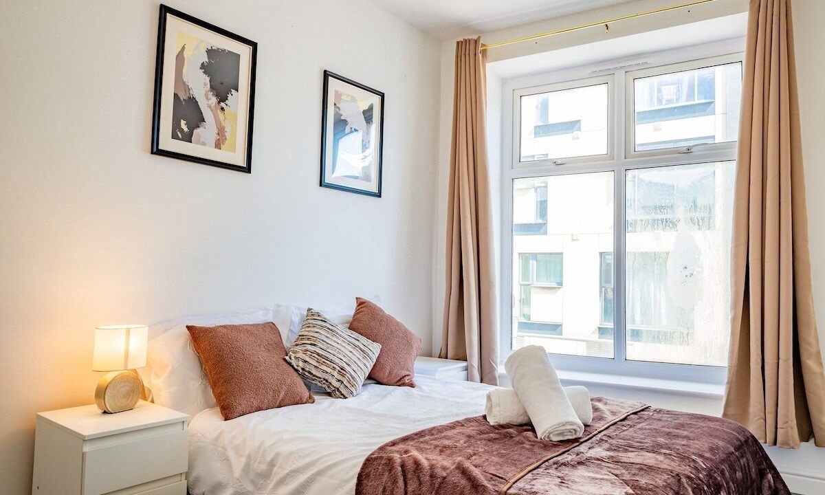 Photo of Others in Ladywell