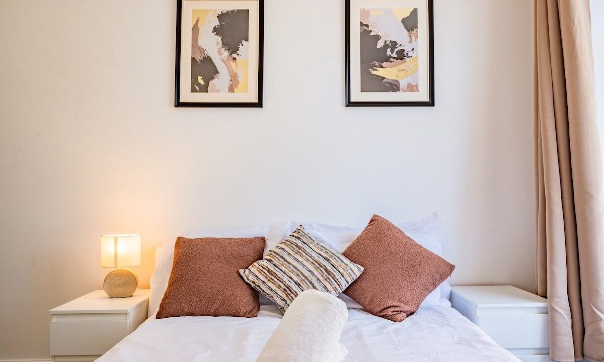 Photo of Others in Ladywell