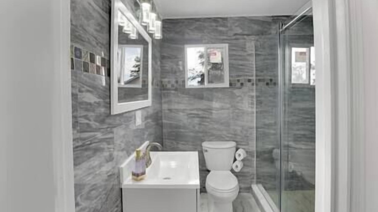 Photo of Bathroom in Union