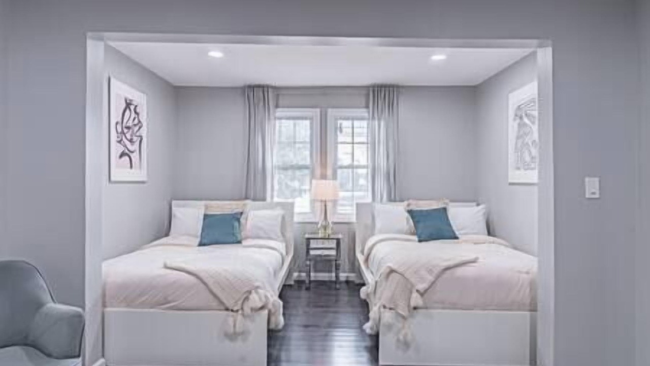 Photo of Others in Vauxhall