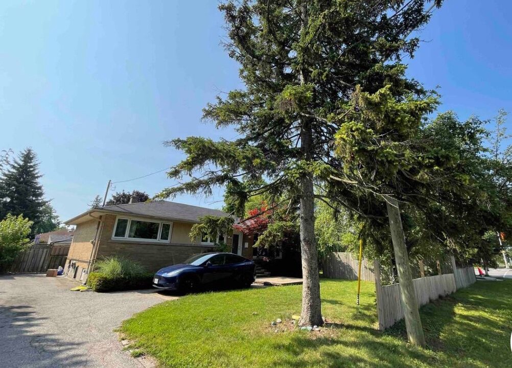 Photo of Outdoor in West Oakville