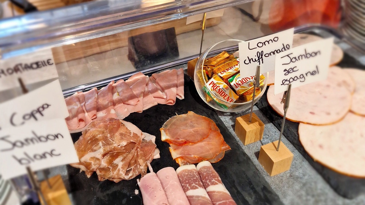 Photo of Others in Serris