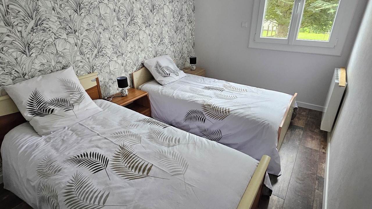 Photo of Others in Avaray