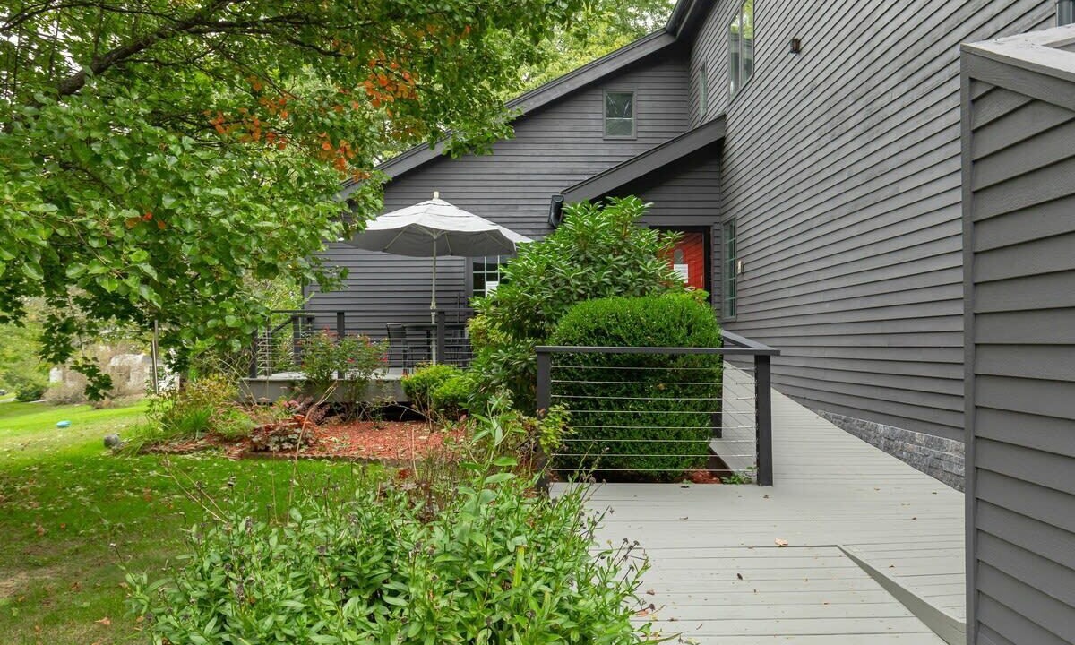 Photo of Outdoor in Hurley