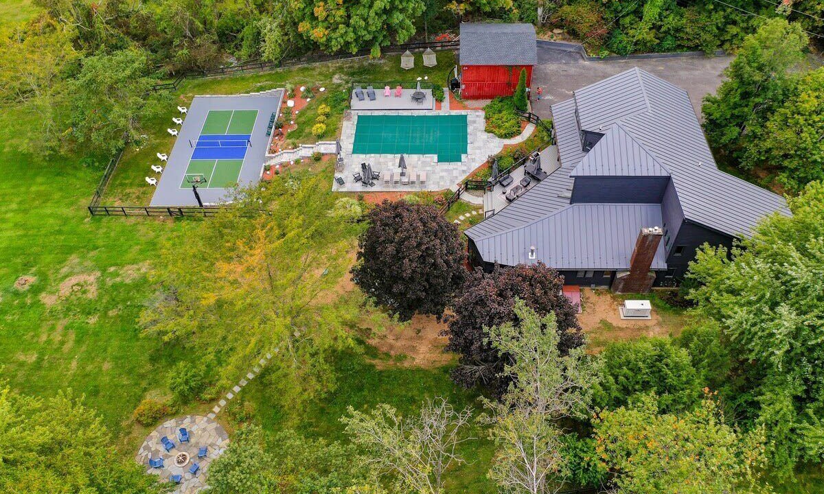 Photo of Outdoor in Hurley