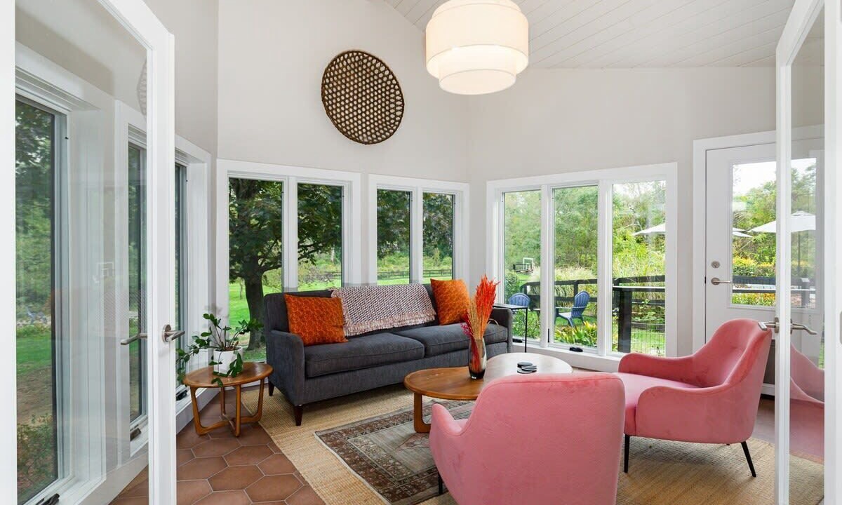 Photo of Livingroom in Hurley