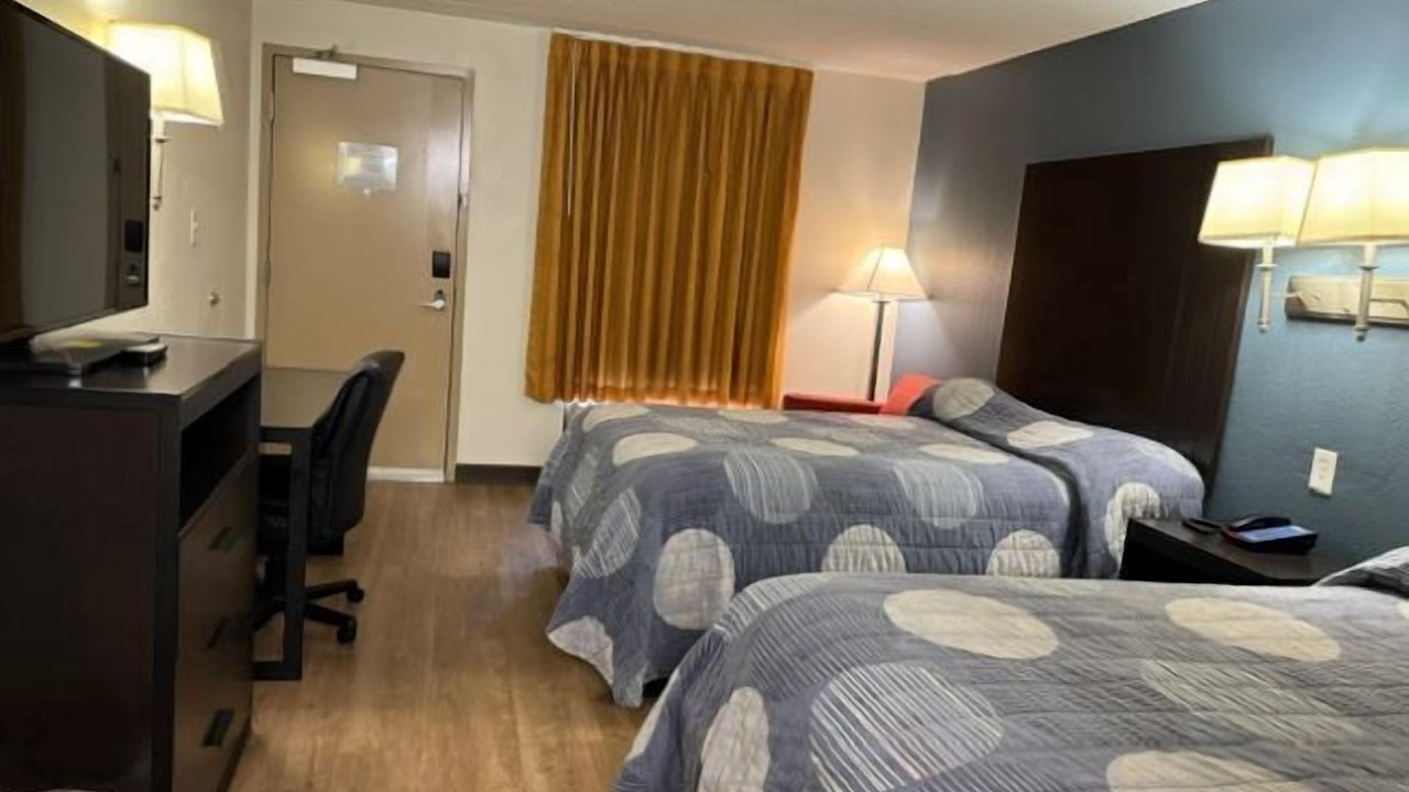 Photo of Bedroom in Conley