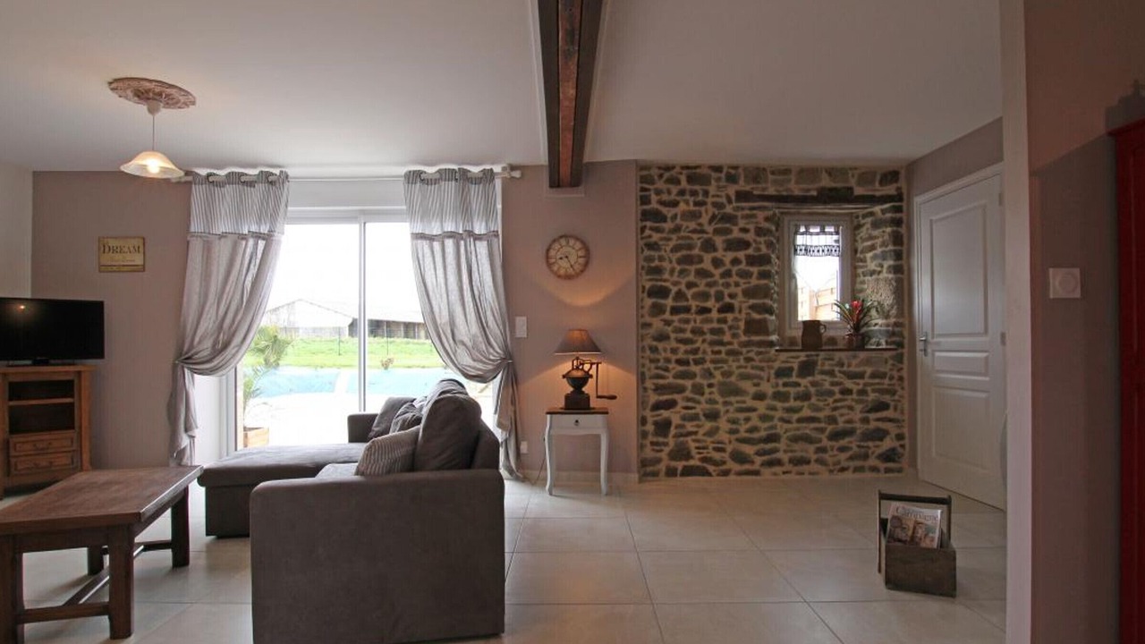 Photo of Others in Bacilly