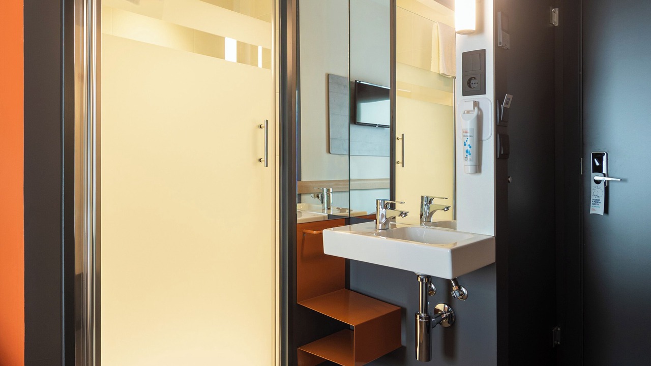 Photo of Bathroom in Logrono Historic Centre