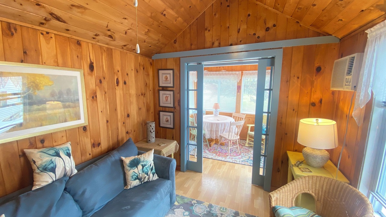 Photo of Livingroom in Wells