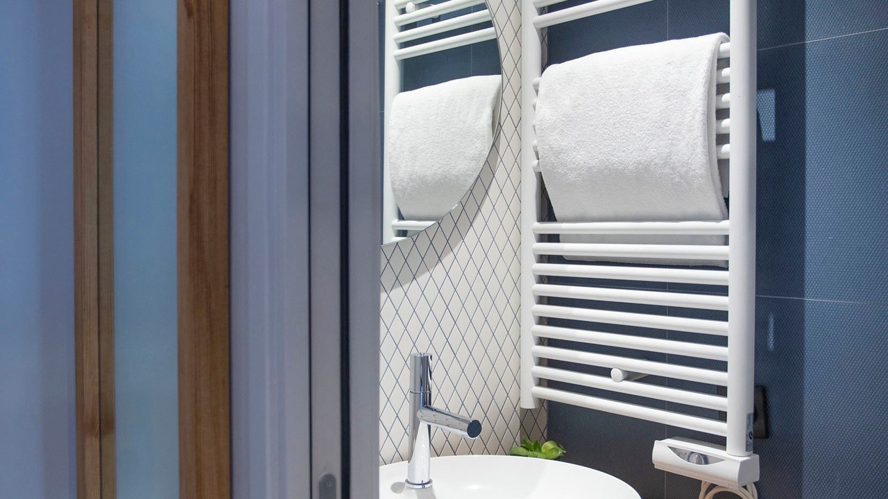 Photo of Bathroom in Saint-Cyr-au-Mont-d'Or