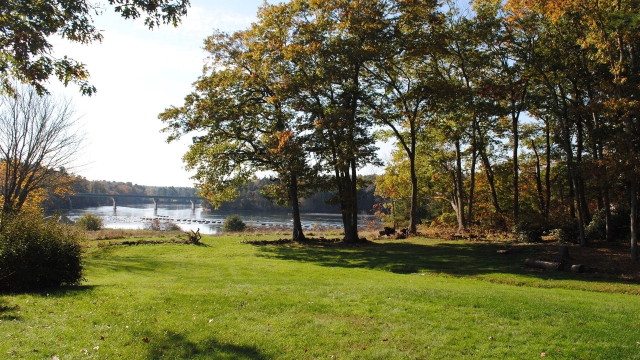 Photo of Bathroom in Damariscotta