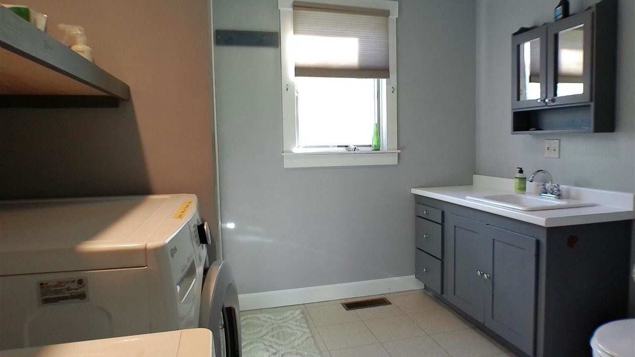 Photo of Bathroom in Damariscotta