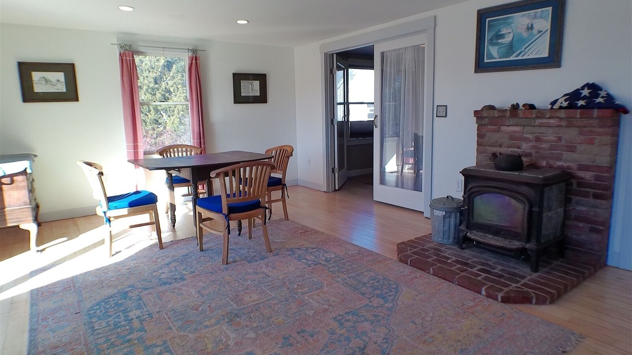 Photo of Others in Damariscotta