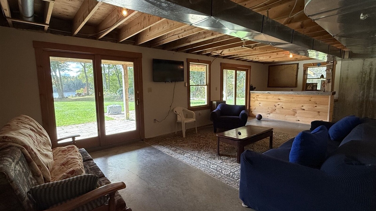 Photo of Others in Damariscotta