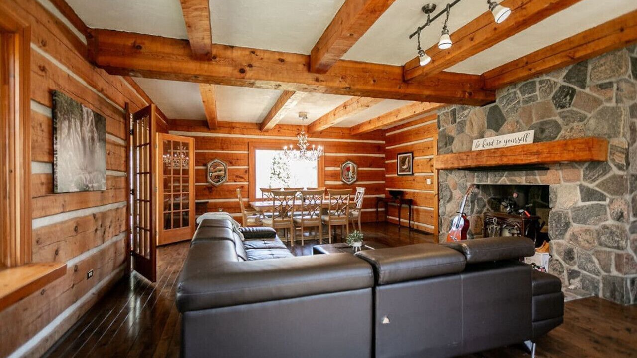 Photo of Livingroom in Uxbridge