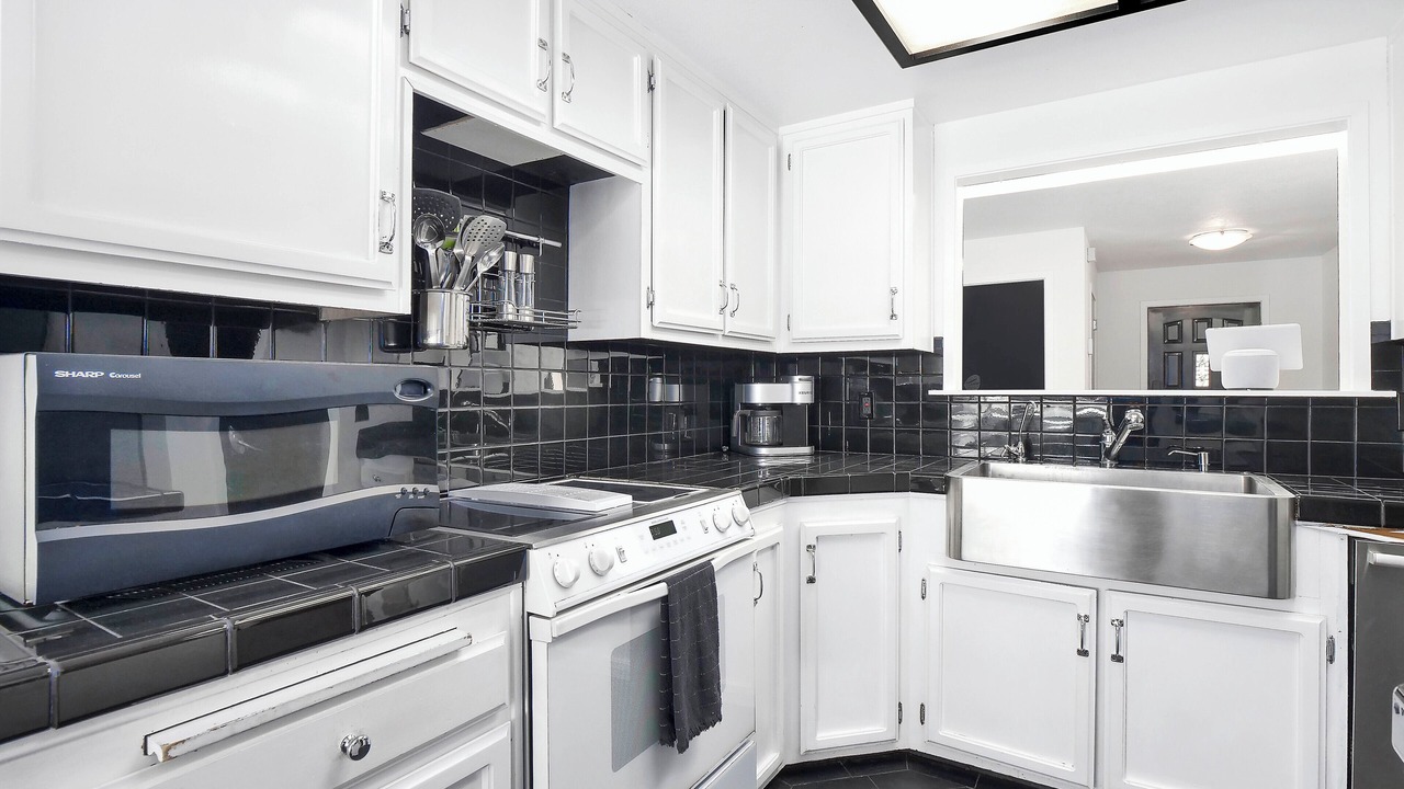 Photo of Kitchen in Discovery Bay