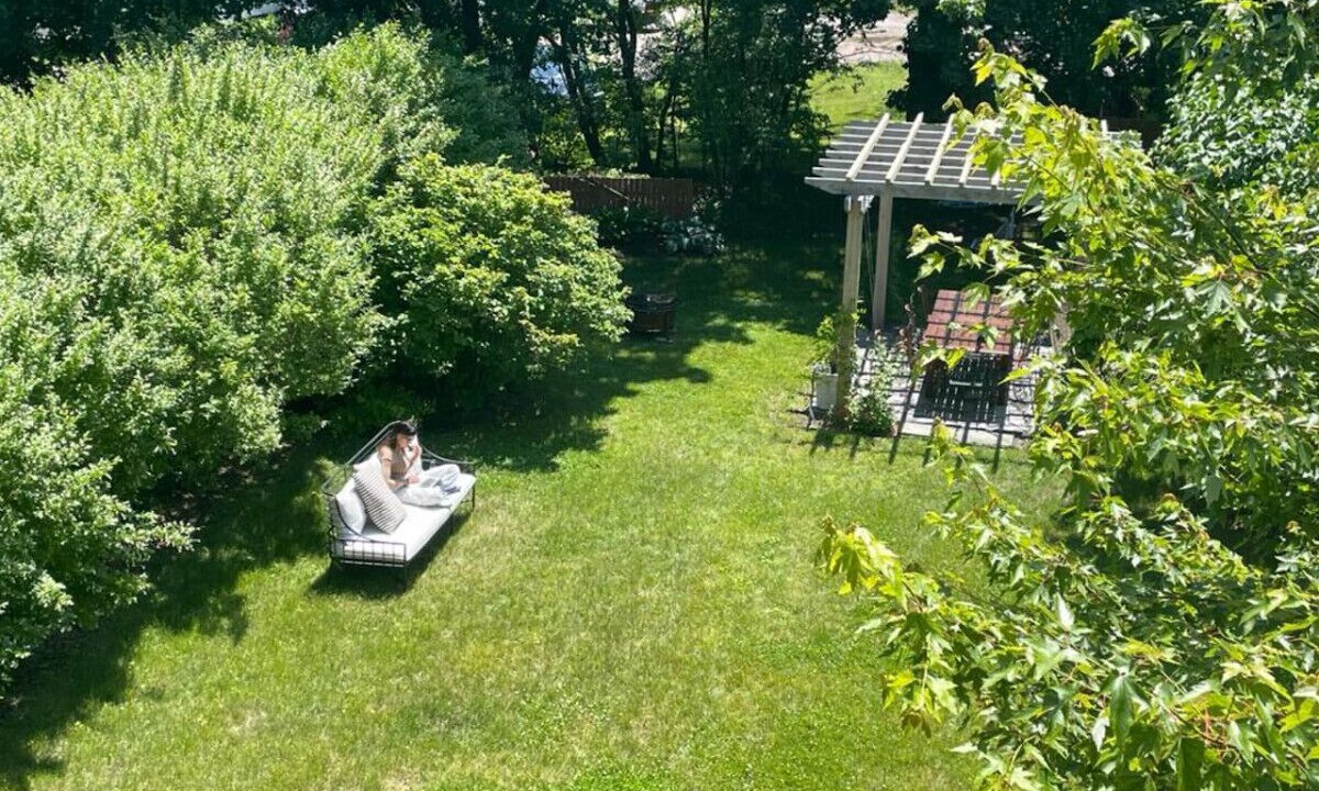 Photo of Outdoor in Shelburne