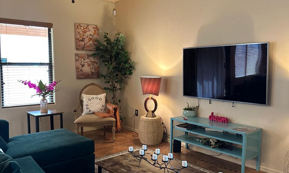 Photo of Livingroom in Limberlost