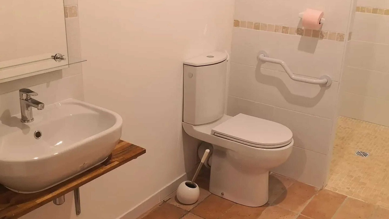 Photo of Bathroom in Jaunay-Clan