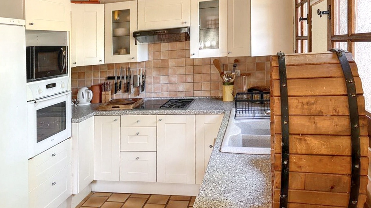 Photo of Kitchen in Entrecasteaux