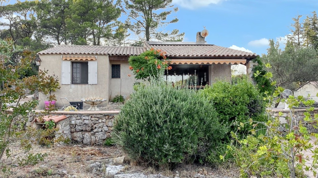 Photo of Outdoor in Entrecasteaux